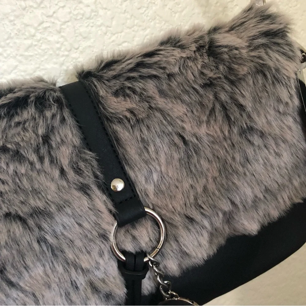 Nicole Miller Faux Fur Foldover Purse Handbag Charm Black NWT $88 - Picture 3 of 13